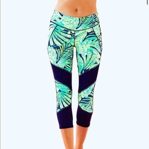 NWOT Lilly Pulitzer Luxletic Weekender Leggings